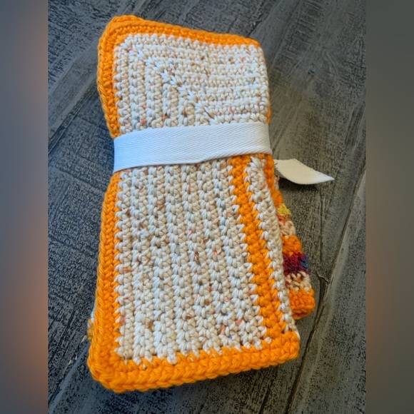 Handmade Crochet Pot Holders 9.5”x9.5”, handcrafted. - Picture 2 of 3